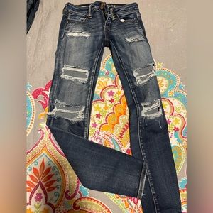 AE distressed skinny Jean